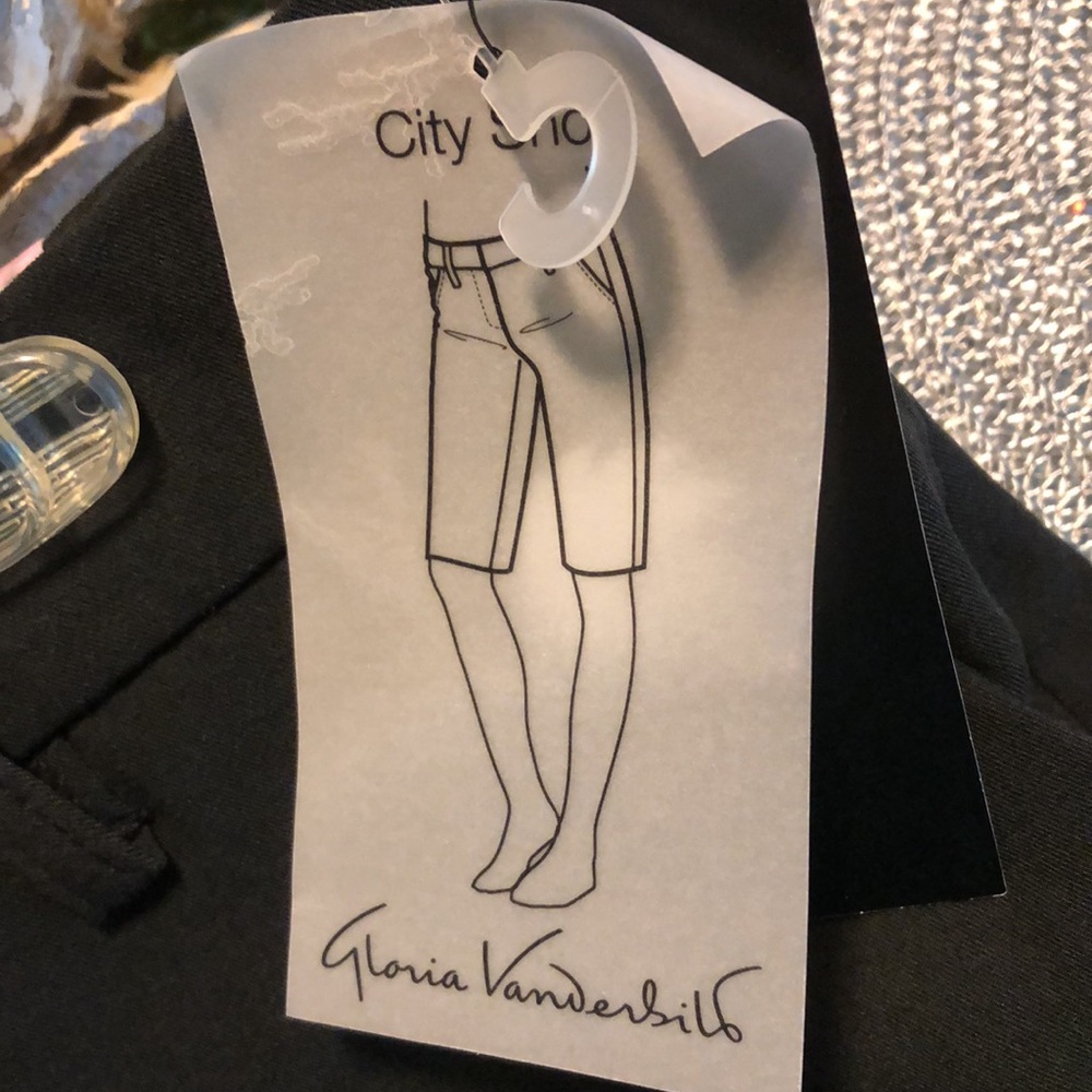 Gloria Vanderbilt City Short Black SZ 6 New With Tag! - Picture 6 of 9